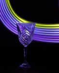 紫色的水晶杯