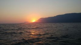 夕阳西下的北海 - 优秀的写景作文500字