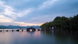 美丽的杭州西湖 - 描写西湖的作文150字