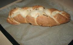 制作葡萄干面包