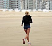 健康生活方式——慢跑 - 关于跑步的作文500字