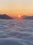 泰山山顶观日出 - 初一写景作文500字