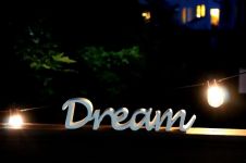 梦想与你 - 关于梦想的散文700字
